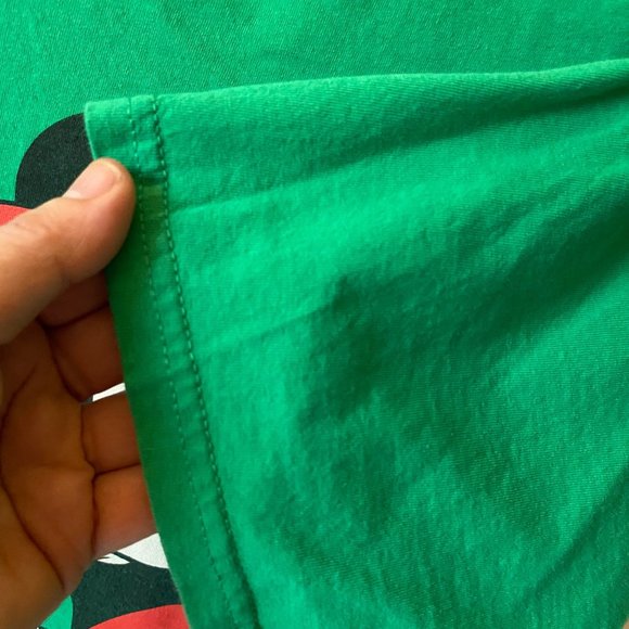 Disney Santa Hat Mickey crewneck t-shirt short sleeve green men L - Picture 5 of 5